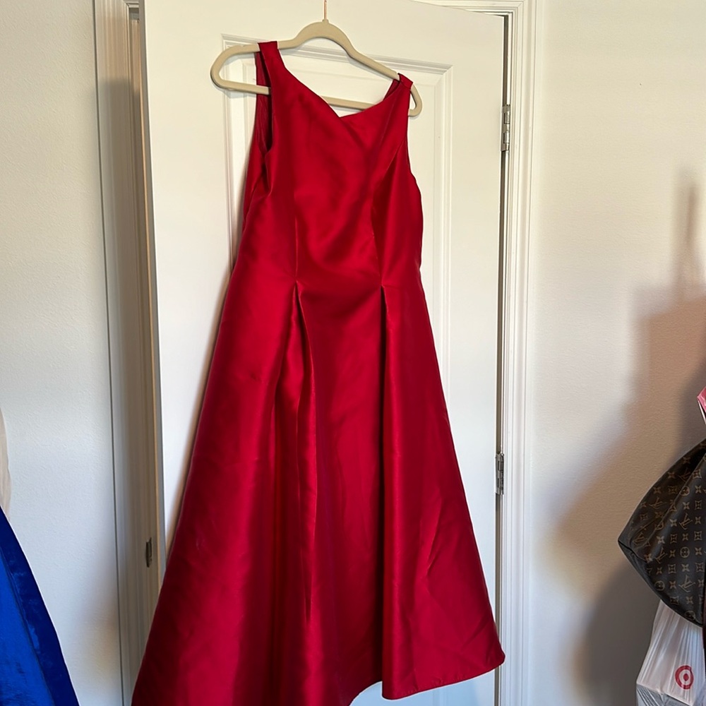 Red midi Formal Dress